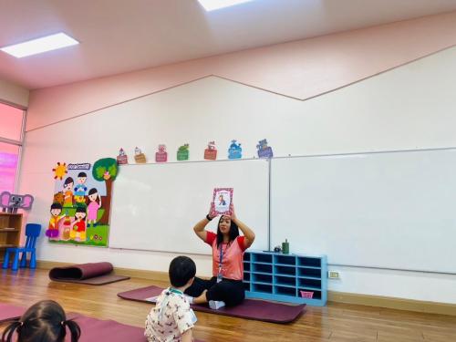 LINE ALBUM Yoga-exercises-for-kids-T.Maumi 240318 32