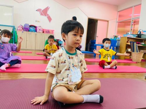LINE ALBUM Yoga-exercises-for-kids-T.Maumi 240318 50