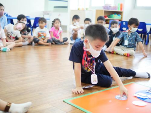 LINE ALBUM Hands-on-learning-with-tecnology 240320 59