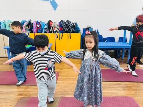 LINE ALBUM Yoga-exercises-for-kids-T.Mayumi 240322 137