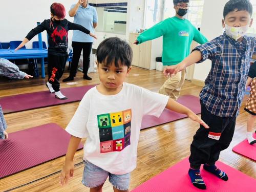 LINE ALBUM Yoga-exercises-for-kids-T.Mayumi 240322 140