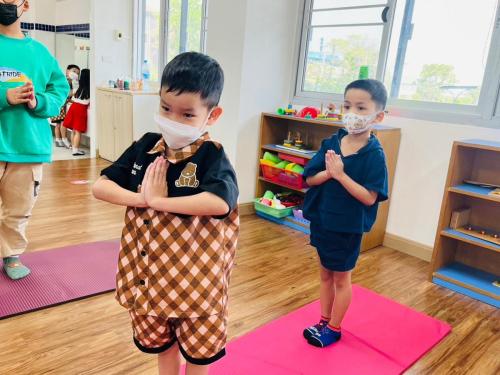 LINE ALBUM Yoga-exercises-for-kids-T.Mayumi 240322 142
