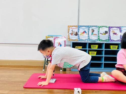 LINE ALBUM Yoga-exercises-for-kids-T.Mayumi 240322 179