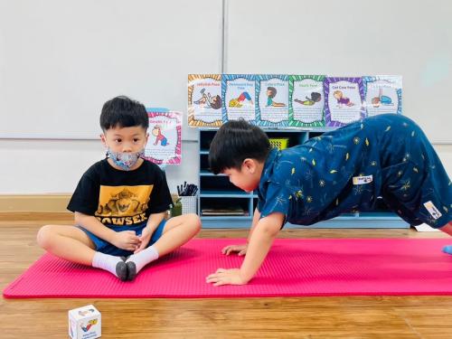 LINE ALBUM Yoga-exercises-for-kids-T.Mayumi 240322 183