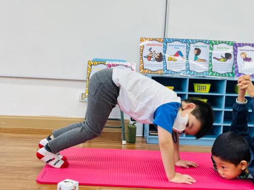 LINE ALBUM Yoga-exercises-for-kids-T.Mayumi 240322 203