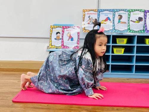 LINE ALBUM Yoga-exercises-for-kids-T.Mayumi 240322 204