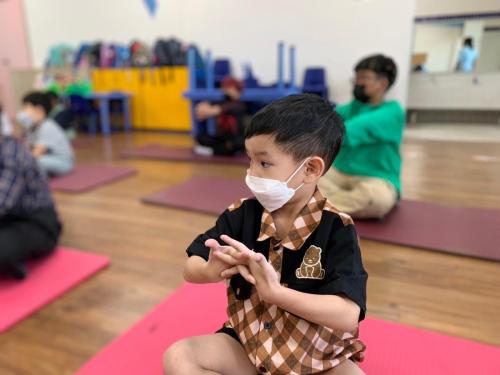 LINE ALBUM Yoga-exercises-for-kids-T.Mayumi 240322 212