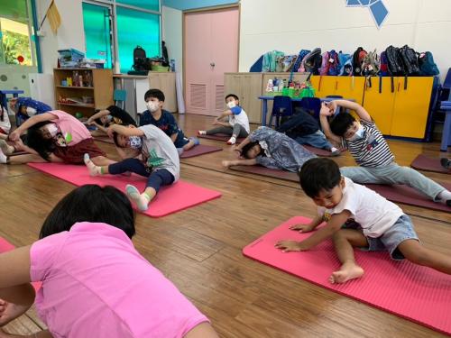 LINE ALBUM Yoga-exercises-for-kids-T.Mayumi 240322 220