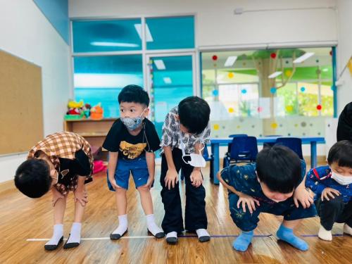 LINE ALBUM Yoga-exercises-for-kids-T.Mayumi 240322 27