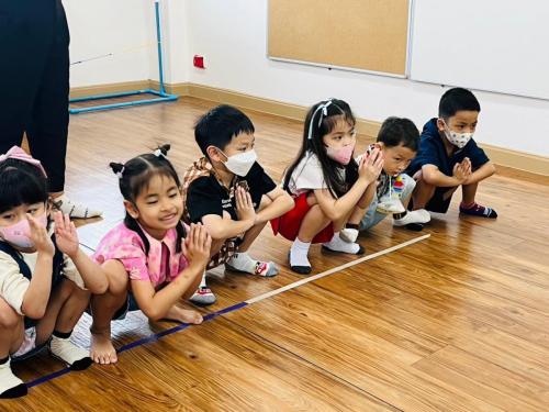 LINE ALBUM Yoga-exercises-for-kids-T.Mayumi 240322 38