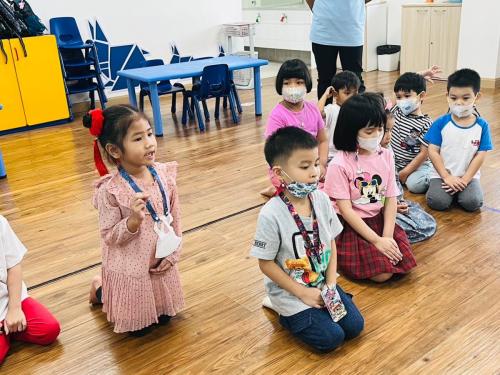 LINE ALBUM Yoga-exercises-for-kids-T.Mayumi 240322 43