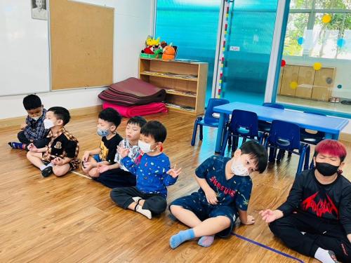 LINE ALBUM Yoga-exercises-for-kids-T.Mayumi 240322 54