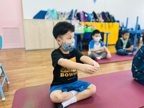 LINE ALBUM Yoga-exercises-for-kids-T.Mayumi 240322 64
