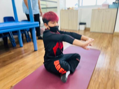 LINE ALBUM Yoga-exercises-for-kids-T.Mayumi 240322 68