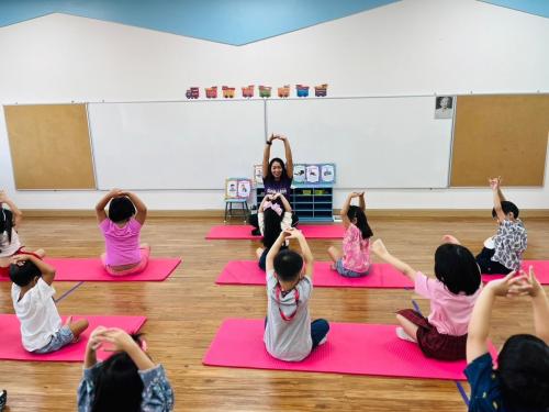 LINE ALBUM Yoga-exercises-for-kids-T.Mayumi 240322 70