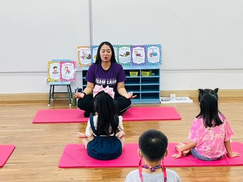 LINE ALBUM Yoga-exercises-for-kids-T.Mayumi 240322 79