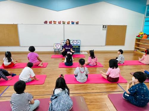 LINE ALBUM Yoga-exercises-for-kids-T.Mayumi 240322 80