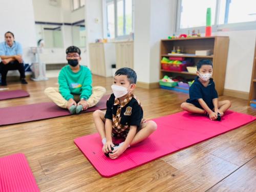 LINE ALBUM Yoga-exercises-for-kids-T.Mayumi 240322 98