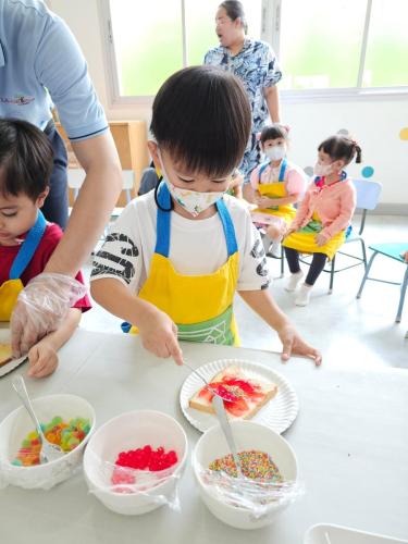 LINE ALBUM Cooking-with-kids-T.สัญชัยT.โชติกาT.คณิศร 240322 84