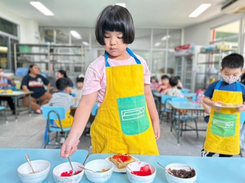 LINE ALBUM Cooking-with-kids-2T.สัญชัยT.โชติกาT.คณิศร 240325 59