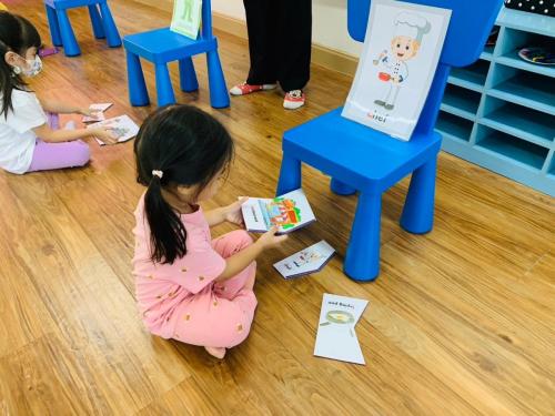 LINE ALBUM Collaborative-Learning-about-Job-and-Occupations 240326 76