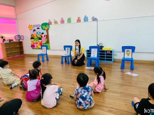 LINE ALBUM Collaborative-Learning-about-Job-and-Occupations 240326 79
