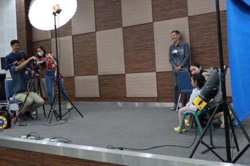 LINE_ALBUM_รายงานตัวนักเรียน (21 พ.ย.)_231121_16