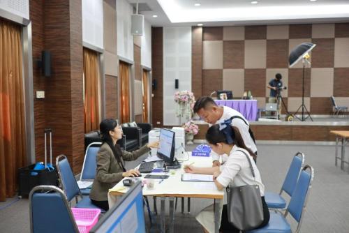 LINE_ALBUM_รายงานตัวนักเรียน (21 พ.ย.)_231121_174