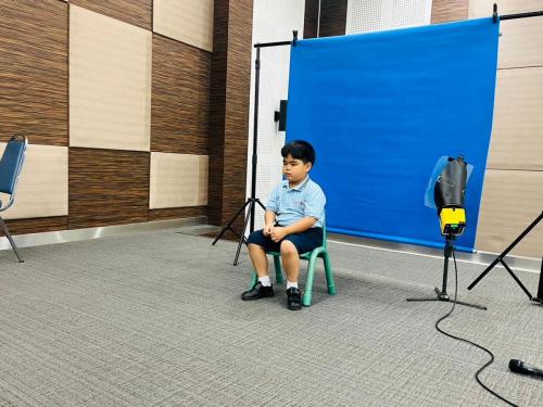 LINE_ALBUM_รายงานตัวนักเรียน (21 พ.ย.)_231121_202