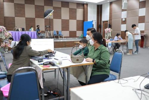 LINE_ALBUM_รายงานตัวนักเรียน (21 พ.ย.)_231121_28