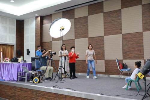LINE_ALBUM_รายงานตัวนักเรียน (21 พ.ย.)_231121_41