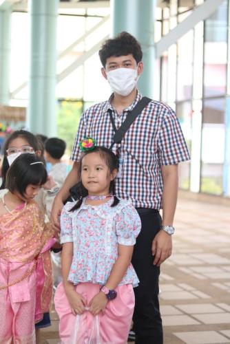 LINE_ALBUM_ลอยกระทง 66_231127_312