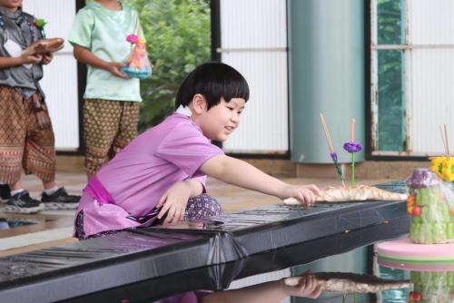 LINE_ALBUM_ลอยกระทง 66_231127_360