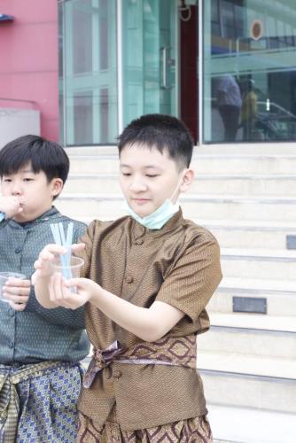 LINE_ALBUM_ลอยกระทง 66_231127_416
