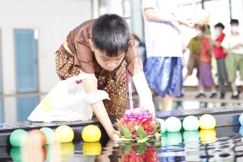 LINE_ALBUM_ลอยกระทง 66_231127_475
