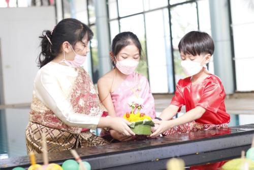 LINE_ALBUM_ลอยกระทง 66_231127_530