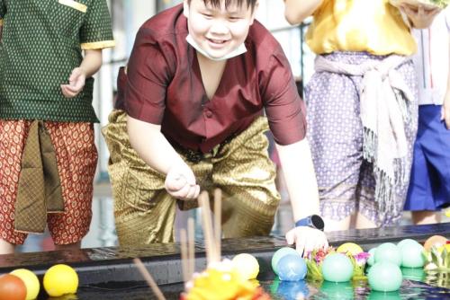 LINE_ALBUM_ลอยกระทง 66_231127_621